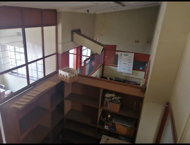 200M² OFFICE TO LET IN CITY WEST